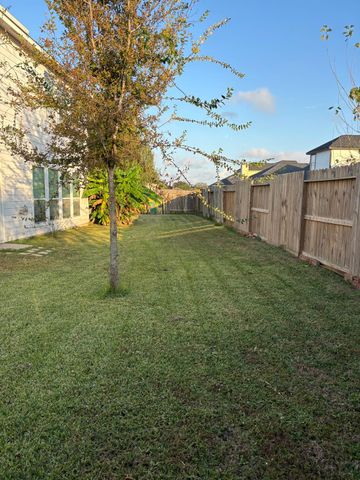 9605 Raymond Court, Texas City, TX 77591