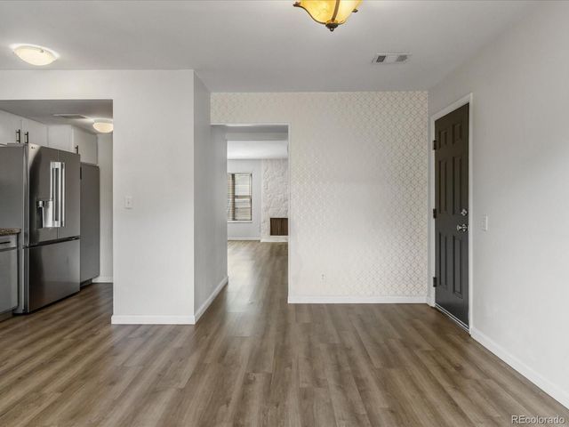 1284 S Crystal Way, Aurora, CO 80012