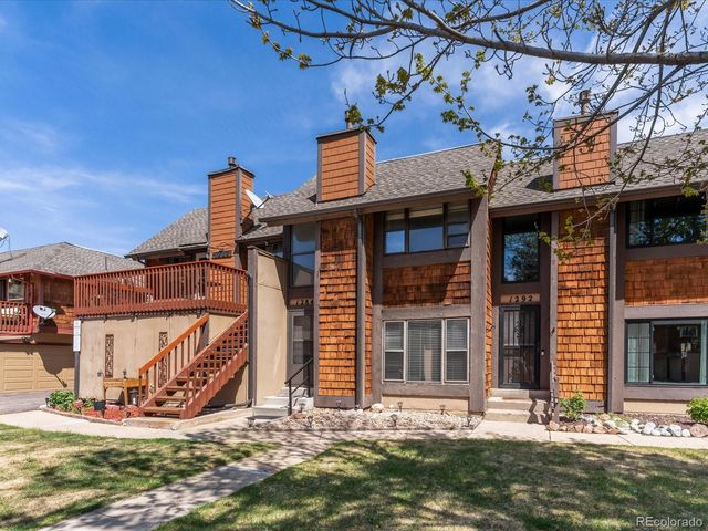1284 S Crystal Way, Aurora, CO 80012