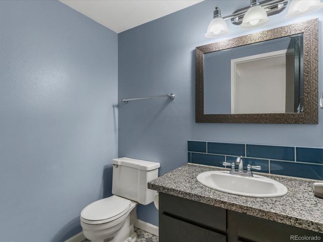 1284 S Crystal Way, Aurora, CO 80012