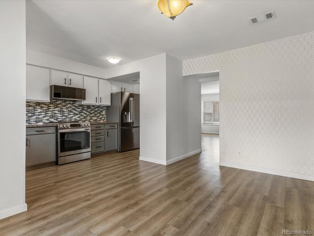 1284 S Crystal Way, Aurora, CO 80012