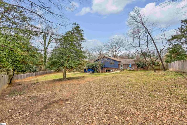 6 Devonshire Lane, Greenville, SC 29617