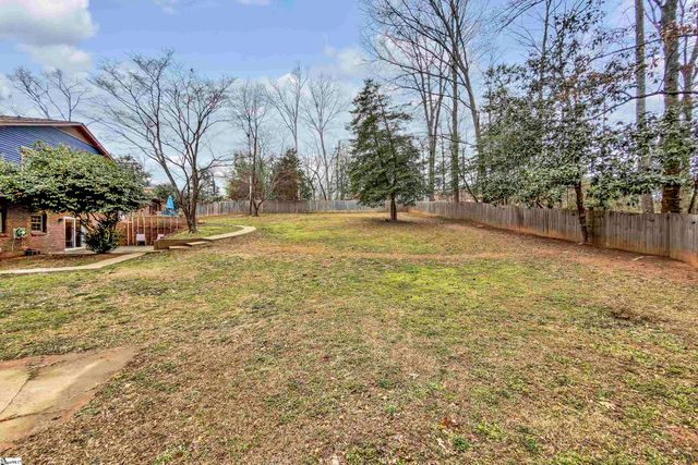 6 Devonshire Lane, Greenville, SC 29617