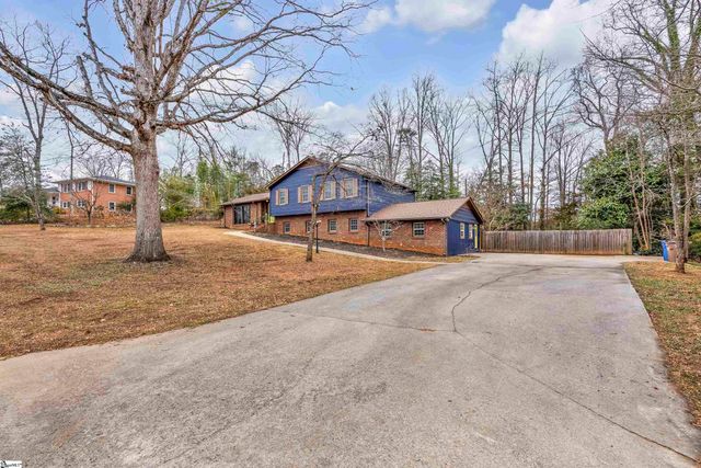 6 Devonshire Lane, Greenville, SC 29617