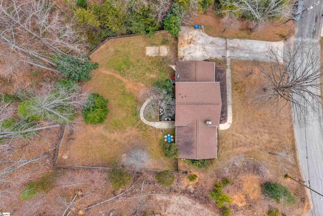 6 Devonshire Lane, Greenville, SC 29617