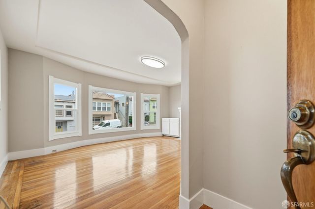 112 Ellington Avenue, San Francisco, CA 94112