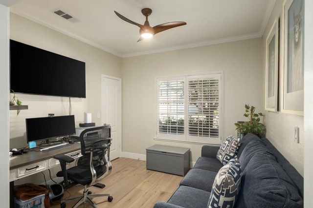 1795 E Turnberry Avenue, Fresno, CA 93730