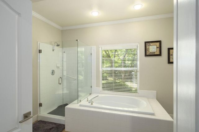 1795 E Turnberry Avenue, Fresno, CA 93730