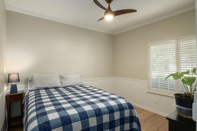 1795 E Turnberry Avenue, Fresno, CA 93730