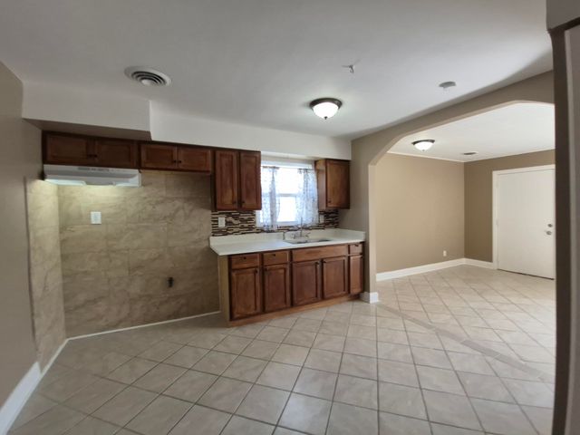 738 Mount Street, Gary, IN 46406
