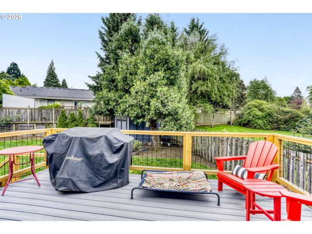 9244 Sw BLAKE St, Tualatin, OR 97062
