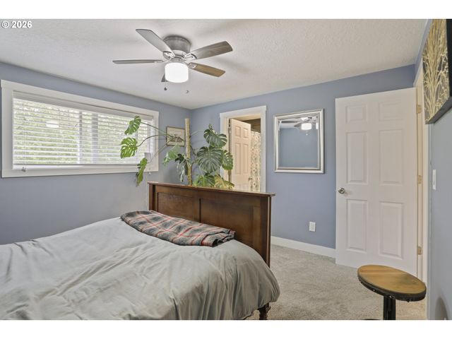 9244 Sw BLAKE St, Tualatin, OR 97062