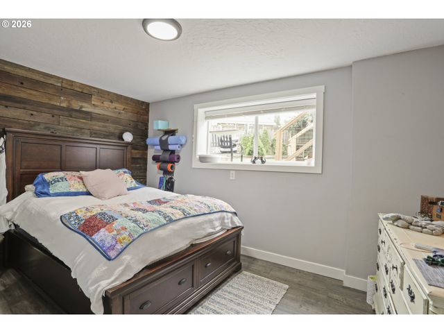 9244 Sw BLAKE St, Tualatin, OR 97062