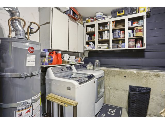 9244 Sw BLAKE St, Tualatin, OR 97062
