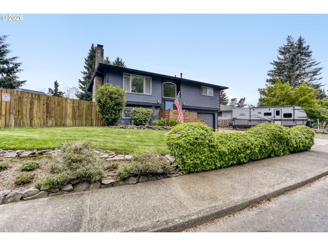 9244 Sw BLAKE St, Tualatin, OR 97062