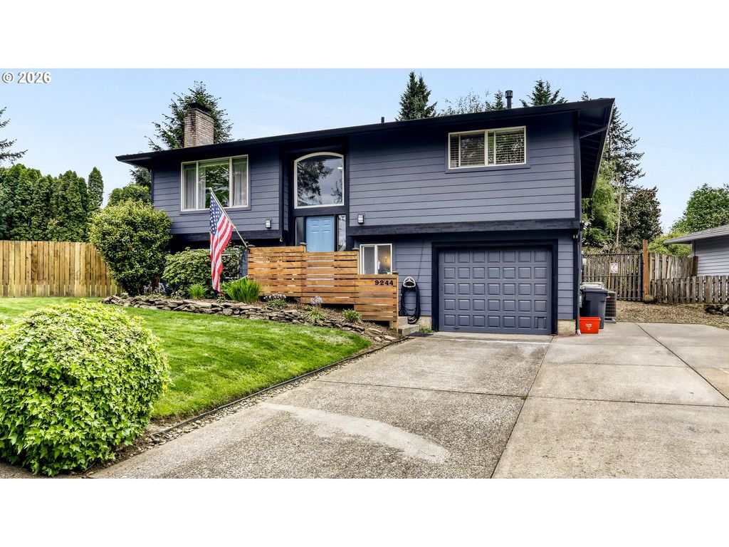 9244 Sw BLAKE St, Tualatin, OR 97062