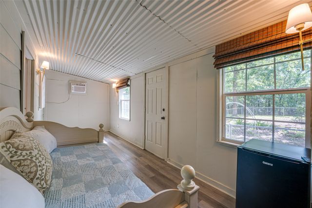 1013 Whispering Springs Drive, Tool, TX 75143
