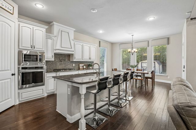 403 Clear Creek Drive, Mansfield, TX 76063