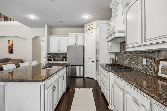 403 Clear Creek Drive, Mansfield, TX 76063
