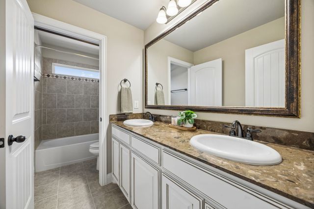 403 Clear Creek Drive, Mansfield, TX 76063