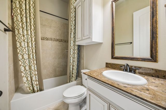 403 Clear Creek Drive, Mansfield, TX 76063