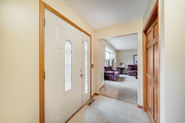 14246 Dearborn Path, Rosemount, MN 55068