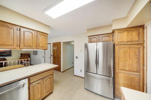 14246 Dearborn Path, Rosemount, MN 55068