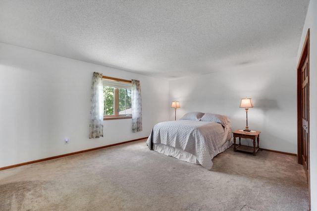 14246 Dearborn Path, Rosemount, MN 55068