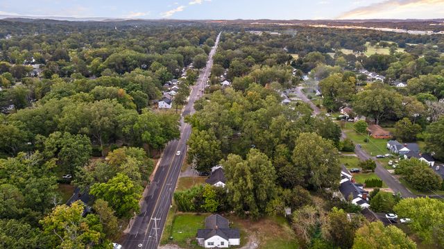 104 N Moore Road, Chattanooga, TN 37411