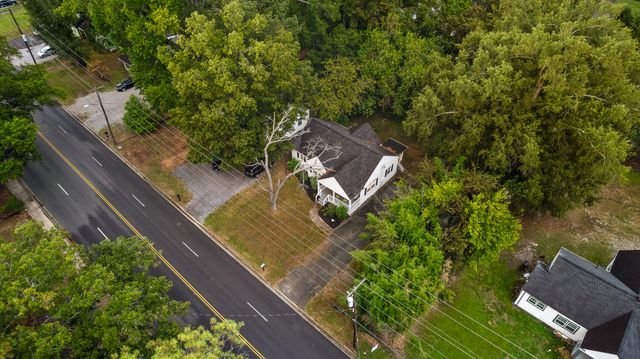 104 N Moore Road, Chattanooga, TN 37411