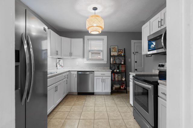 104 N Moore Road, Chattanooga, TN 37411