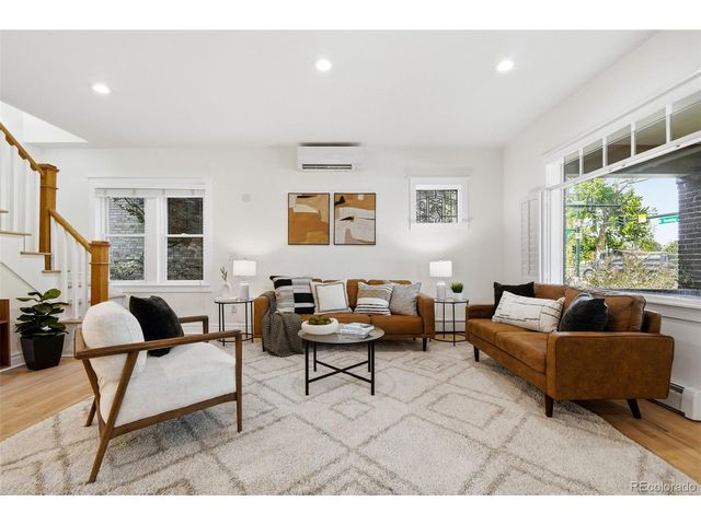 915 S Downing St, Denver, CO 80209