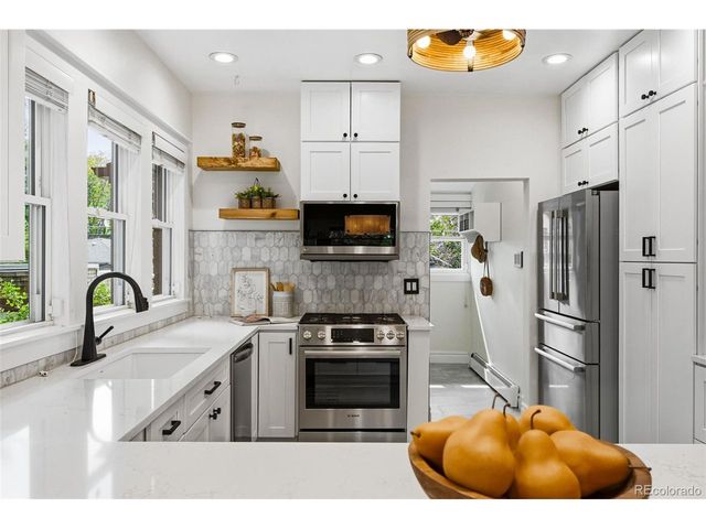 915 S Downing St, Denver, CO 80209