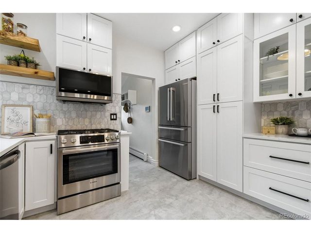 915 S Downing St, Denver, CO 80209