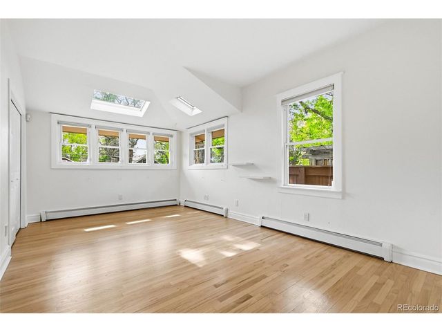 915 S Downing St, Denver, CO 80209