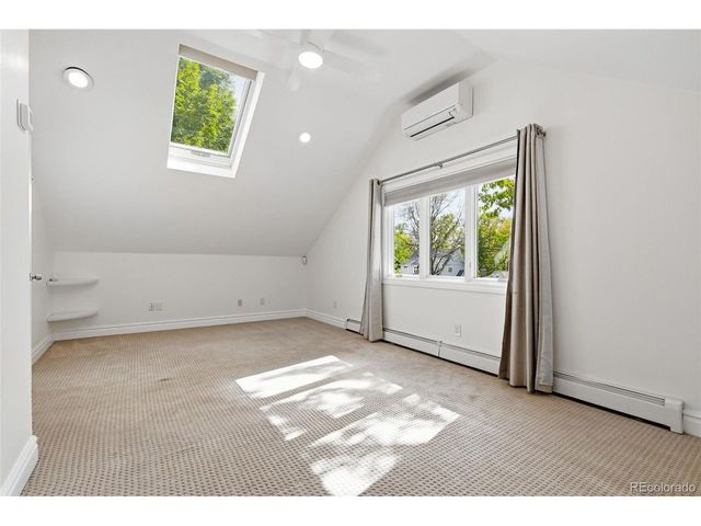 915 S Downing St, Denver, CO 80209