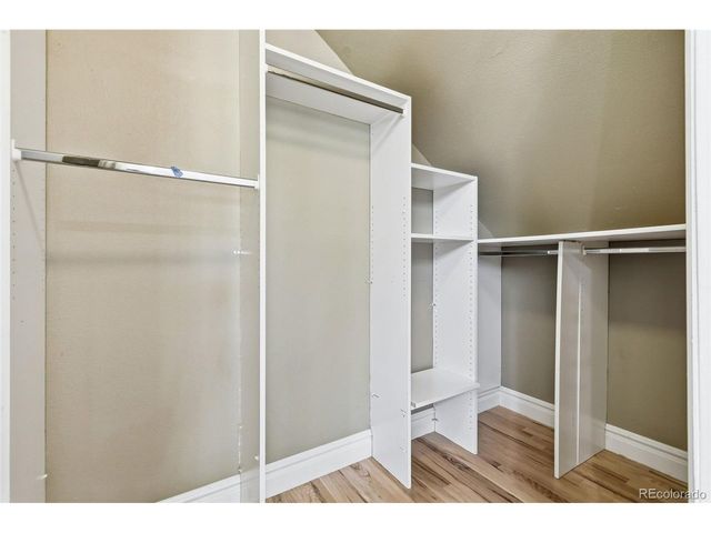 915 S Downing St, Denver, CO 80209
