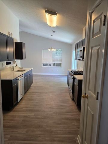 205 Hayward Lane, Lawrenceville, GA 30044