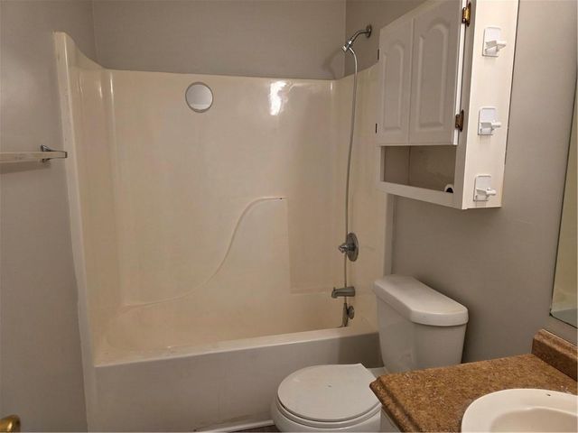 205 Hayward Lane, Lawrenceville, GA 30044