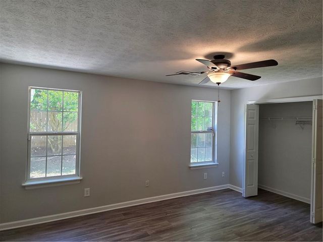 205 Hayward Lane, Lawrenceville, GA 30044
