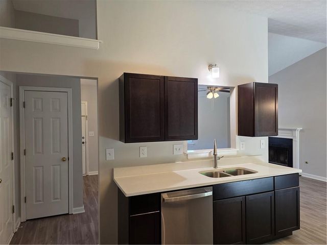 205 Hayward Lane, Lawrenceville, GA 30044