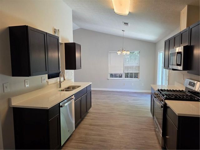 205 Hayward Lane, Lawrenceville, GA 30044