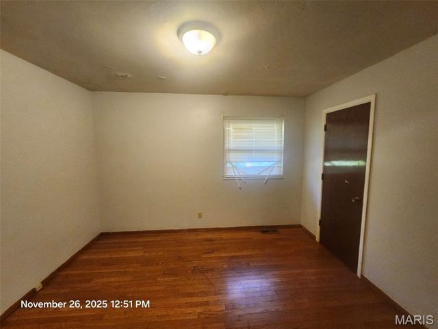 11630 New Halls Ferry Road, Florissant, MO 63033