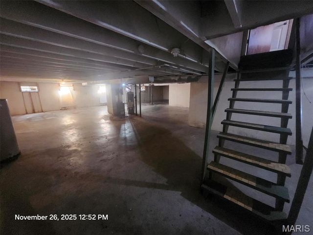 11630 New Halls Ferry Road, Florissant, MO 63033