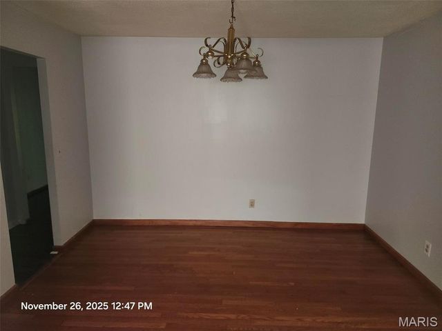 11630 New Halls Ferry Road, Florissant, MO 63033