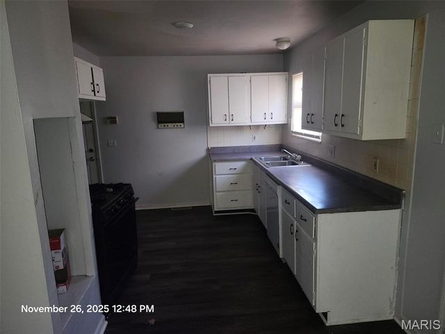 11630 New Halls Ferry Road, Florissant, MO 63033