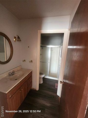 11630 New Halls Ferry Road, Florissant, MO 63033