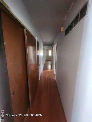 11630 New Halls Ferry Road, Florissant, MO 63033