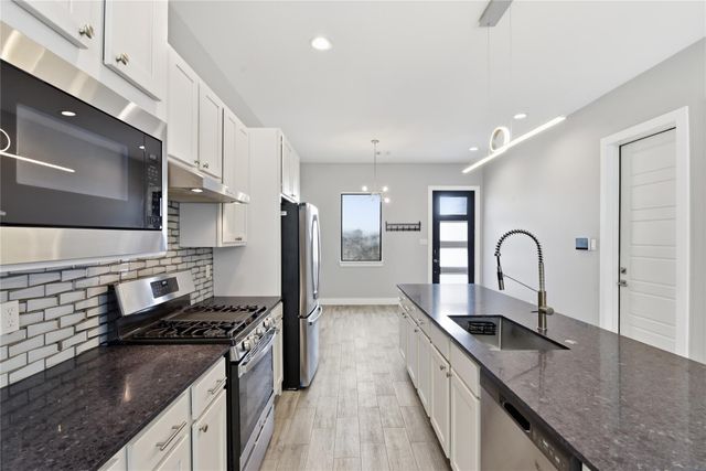 1709 Cedrocanna Lane, Houston, TX 77091