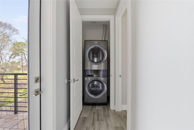 1709 Cedrocanna Lane, Houston, TX 77091